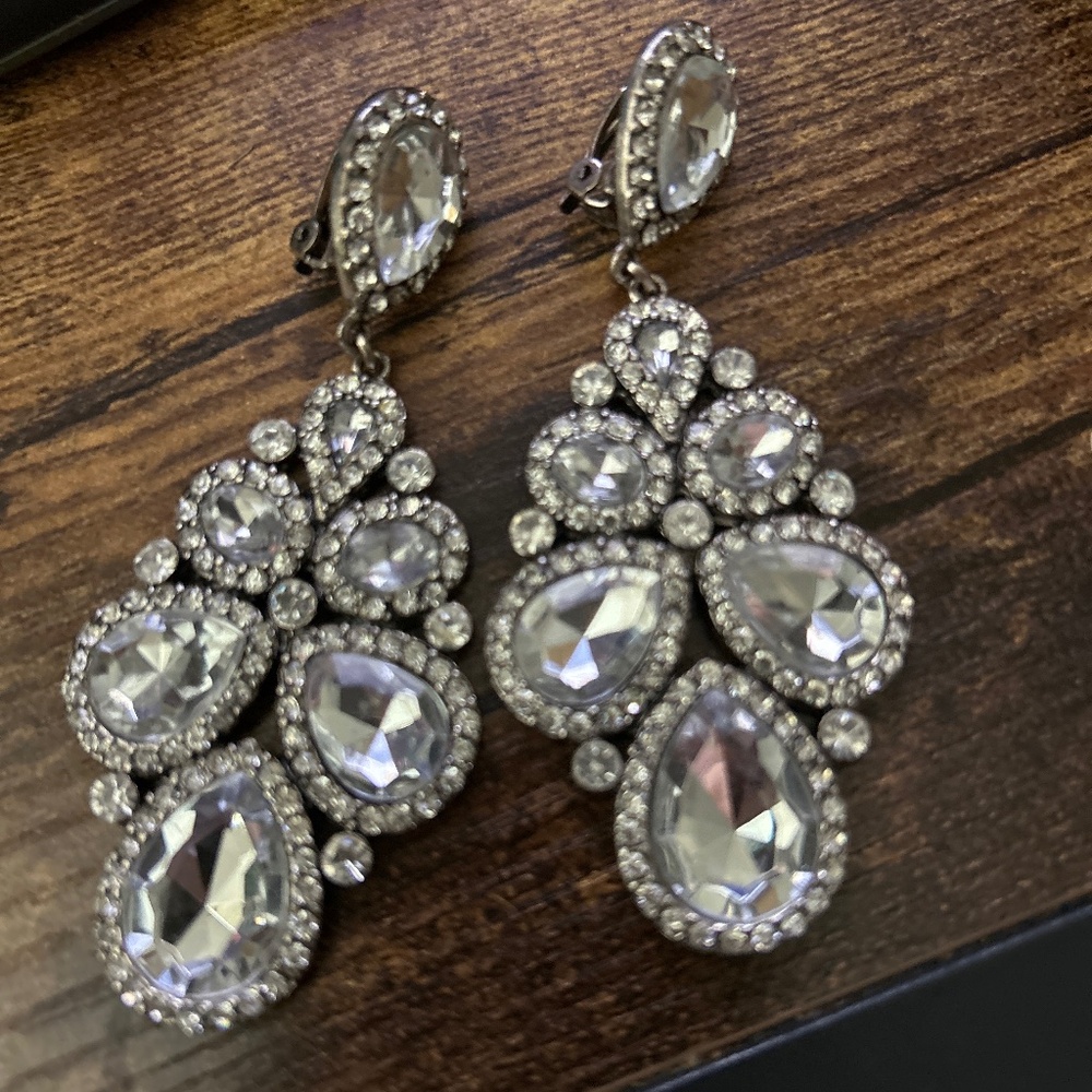 Vintage Chico’s Signed Clip on dangles